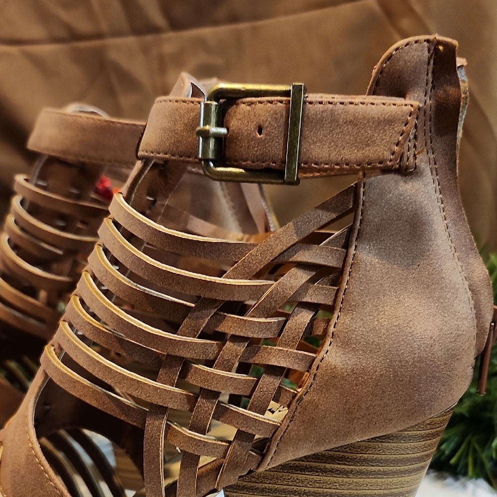JustFab Tan Strappy Sandals - Picture 6 of 11
